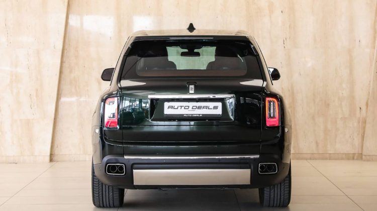 Rolls Royce Cullinan Starlight | 2022 – Warranty – Service Contract – Full Range Options – Advanced Safety System – Pristine Condition | 6.7L V12