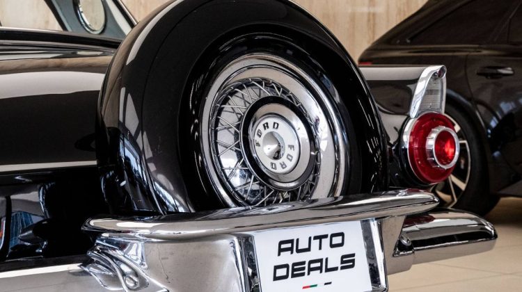 Ford Thunderbird | 1956 – Extremely Low Mileage – Classic Car – Perfect Condition | 5.1L V8
