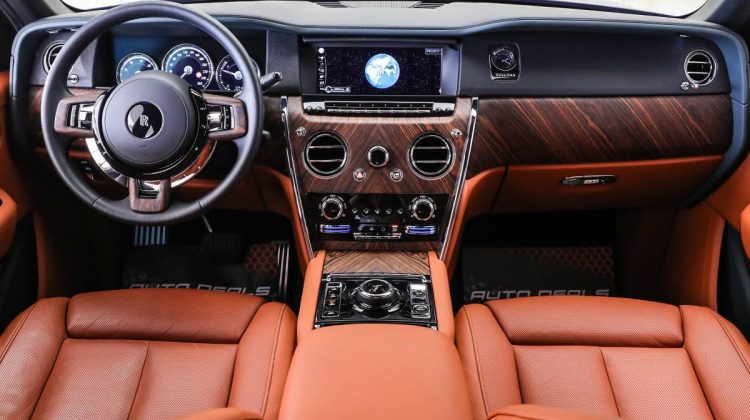 Rolls Royce Cullinan Starlight | 2022 – Warranty – Service Contract – Full Range Options – Advanced Safety System – Pristine Condition | 6.7L V12