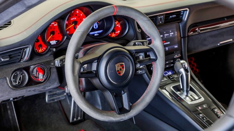 Porsche GT3 | 2018 – GCC – Under Warranty – Best in Class – Ultimate Driving Experience | 4.0L F6