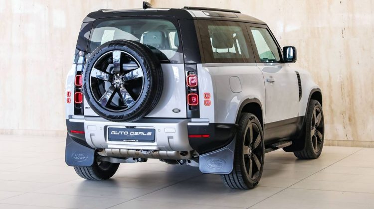 Land Rover Defender 90 HSE P400 | 2021 – Perfect Condition – Advanced Safety Technology | 3.0L i6