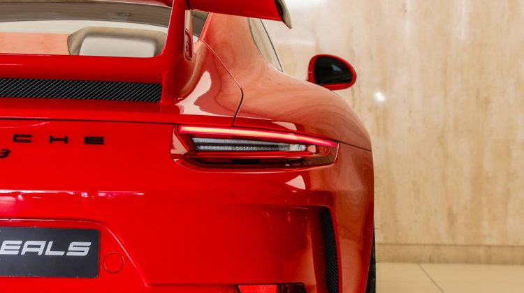 Porsche GT3 | 2018 – GCC – Under Warranty – Best in Class – Ultimate Driving Experience | 4.0L F6