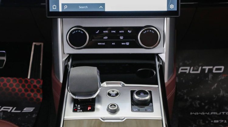 2023 Range Rover Vogue HSE P530 LWB | GCC – Warranty – Service Contact – Brand New