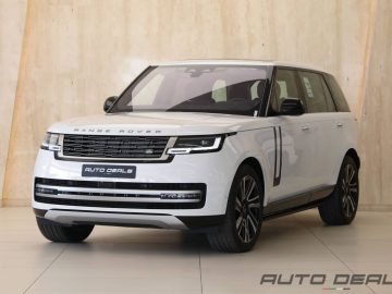 Range Rover Vogue HSE P530 LWB | 2023 – GCC – Warranty – Service Contact – Brand New – Top of the Line | 4.4L V8