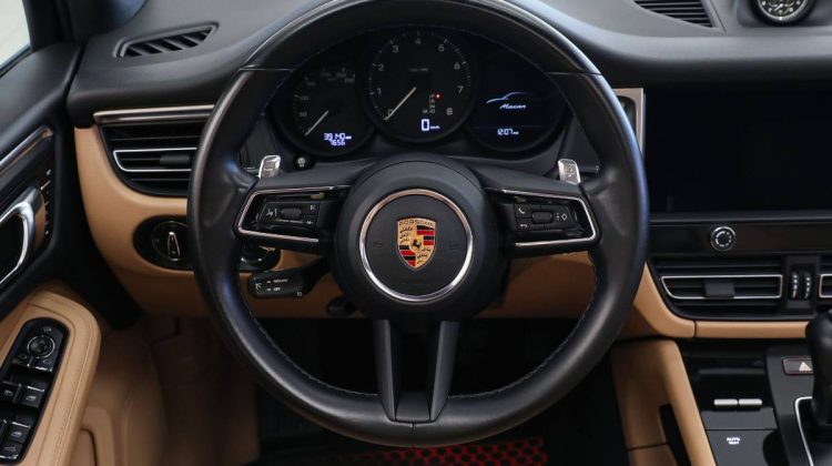 Porsche Macan | 2022 – Low Mileage – Top of the Line – Pristine Condition | 2.0L i4