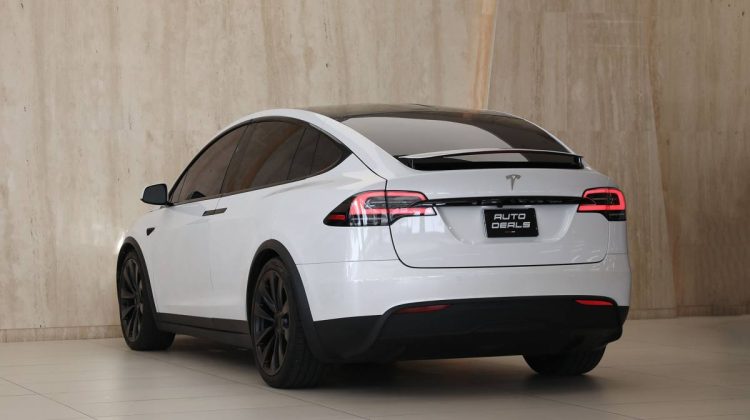 Tesla Model X Plaid | 2022 – Extremely Low Mileage – Advanced Safety Features – Best in Class | Electric