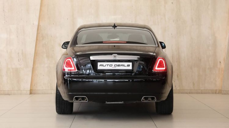 Rolls Royce Ghost | 2014 – Well Maintained – Best in Class – Exellent Condition | 6.6L V12