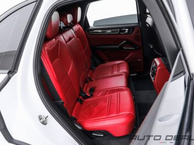 2020 Porsche Cayenne S | GCC | Well Maintained | Perfect Condition | 2.9L V6