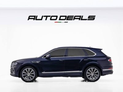 2022 Bentley Bentayga V8 | GCC | Warranty | Service Contract | Fully Loaded | Perfect Condition | 4.0L V8