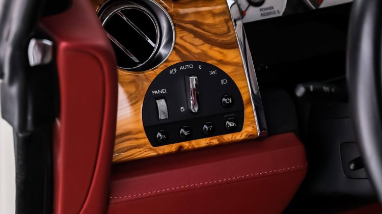 2014 Rolls Royce Wraith | GCC | Two-Tone Exterior | Well Maintained | 6.6L V12
