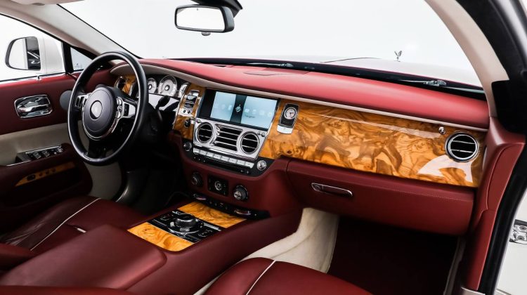 2014 Rolls Royce Wraith | GCC | Two-Tone Exterior | Well Maintained | 6.6L V12