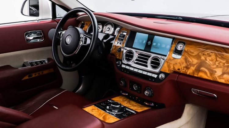 2014 Rolls Royce Wraith | GCC | Two-Tone Exterior | Well Maintained | 6.6L V12
