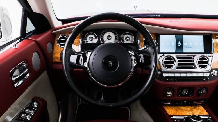 2014 Rolls Royce Wraith | GCC | Two-Tone Exterior | Well Maintained | 6.6L V12