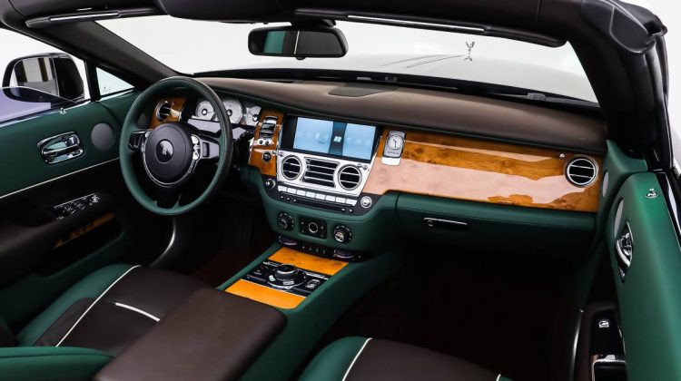 2017 Rolls Royce Dawn | GCC | Well Maintained | Exclusive Convertible | Smokey Quartz Metallic | 6.6L V12